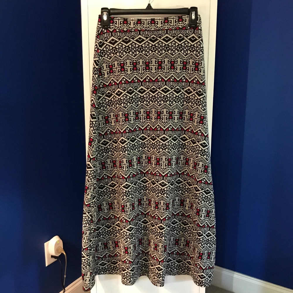 Soft Patterned Maxi Skirt